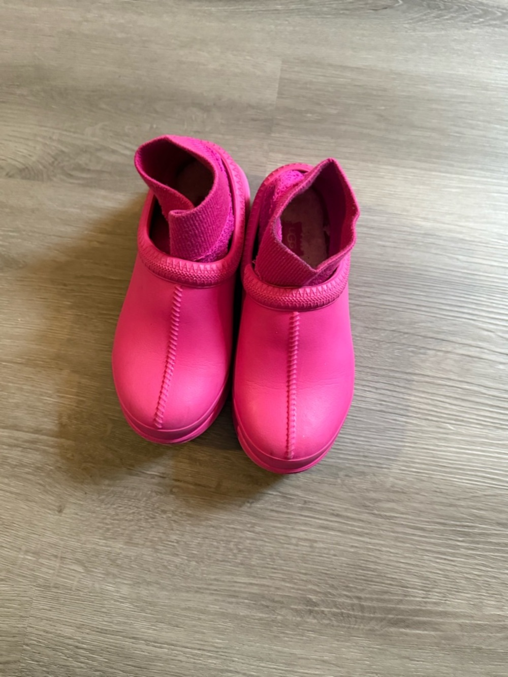 UGG Kids Bright Pink Slip-On Rain Boots